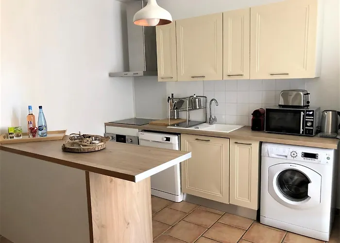 Beaux Appartements Climatises - 3 Pieces - Espaces Exterieurs - Parking - Proche Plage