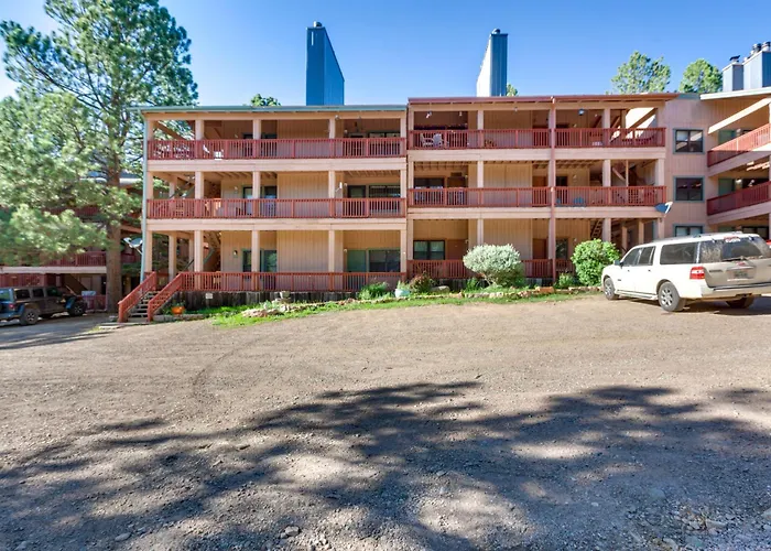 Angel Fire Studio W/ Fireplace, Walk To Resort!