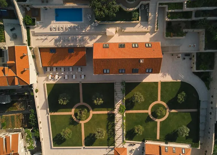 Palace Natali