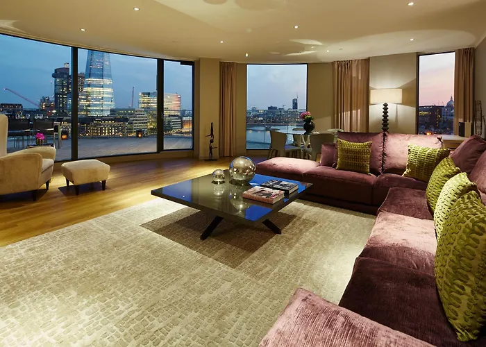 Lodging Cheval Three Quays At The Tower Of London
