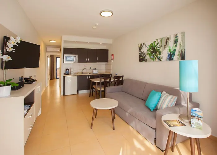Grupotel Playa Feliz