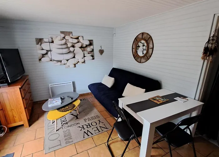 T1 Bis Independant Dans Maison Individuelle
