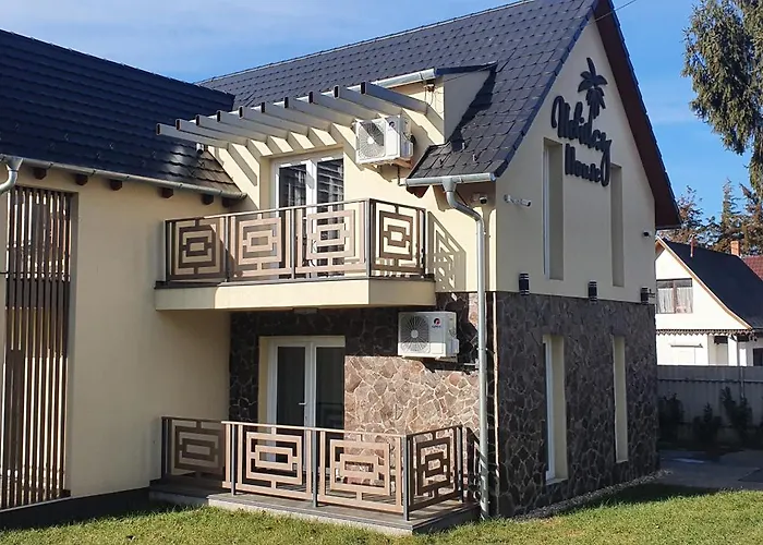 Holiday House Berekfuerdo