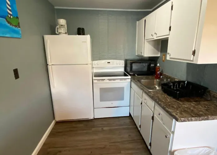 23 B St Apartments
