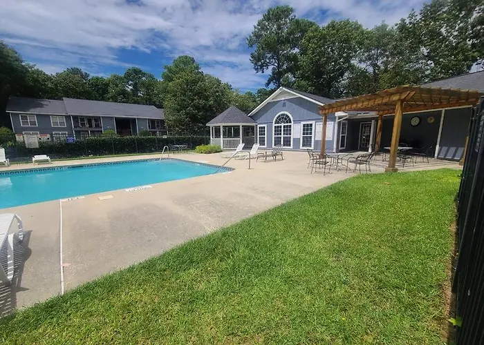 A Touch Of Sunshine Ideal For Long Term Stays