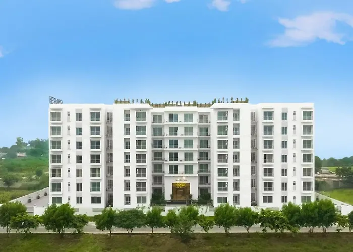 Two-Bedroom Luxury Apartment, Zameen Opal