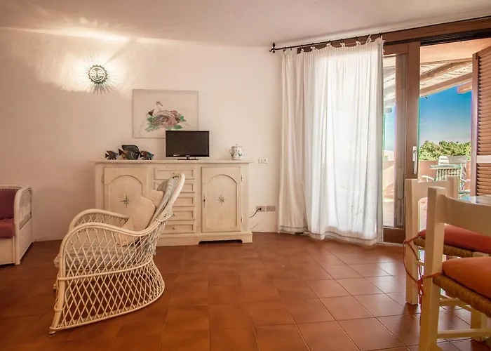 Guesthost - Cala Flores Gem - Sea View Lovely Apartment