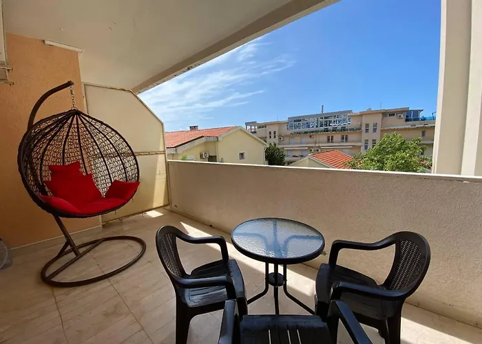 Alina'S Apartment
