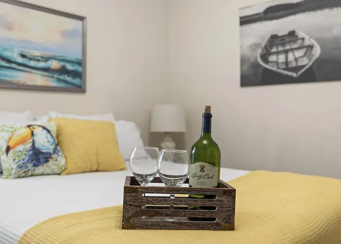 Coronado Get-Away At Fantasy Circle