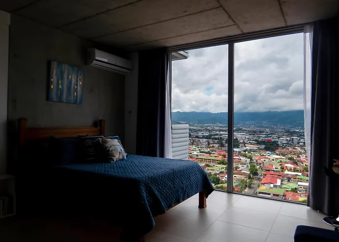 Skyline 20Th Floor Studio With Pool, Ac & Free Parking