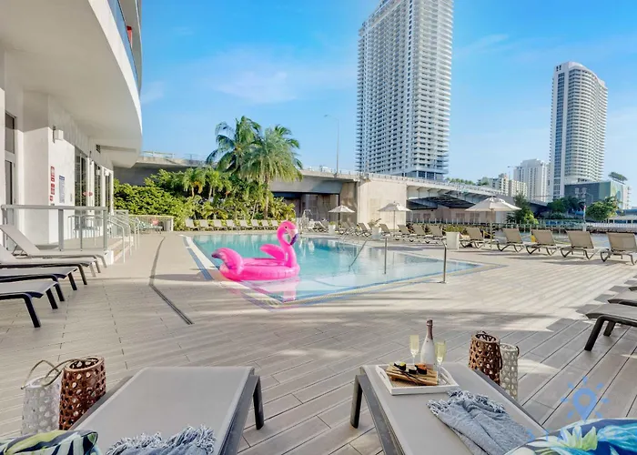 Upper Beachwalk Condo Amazing Balcony View