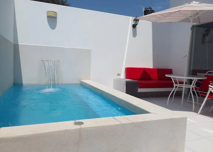 Departamento En Playa Chocaya. Disfruta Del Mar, La Piscina Y La Tranquilidad.