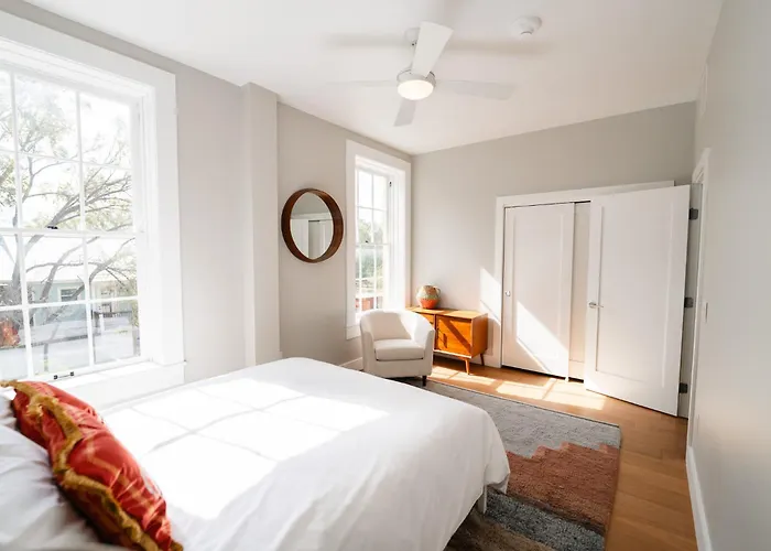 Western 1924 Luxury Lofts
