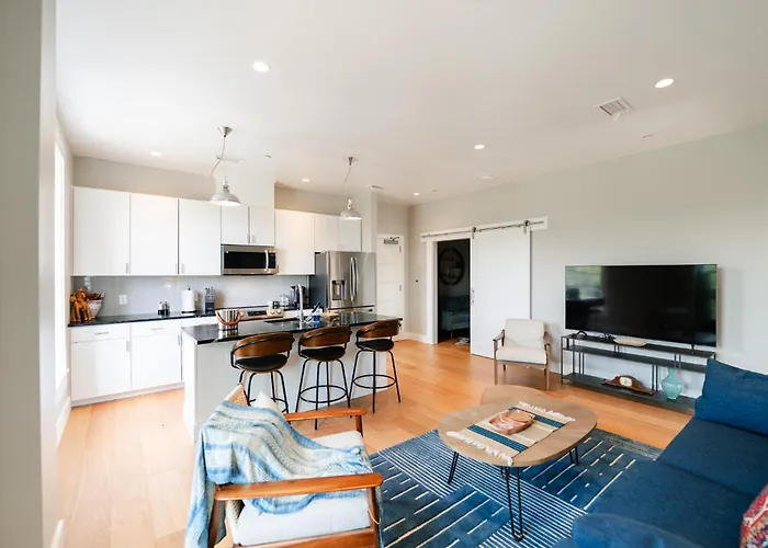 Western 1924 Luxury Lofts