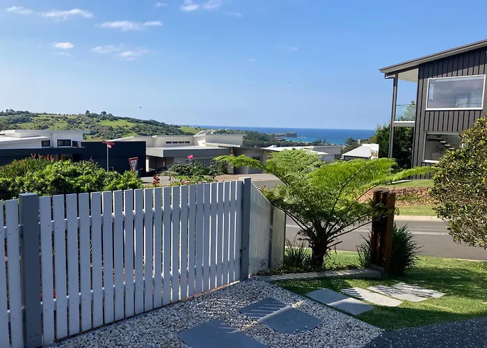 Sea & Country Kiama - Stunning Views - Free Evcharging - Travellers Award 2025 & 2026