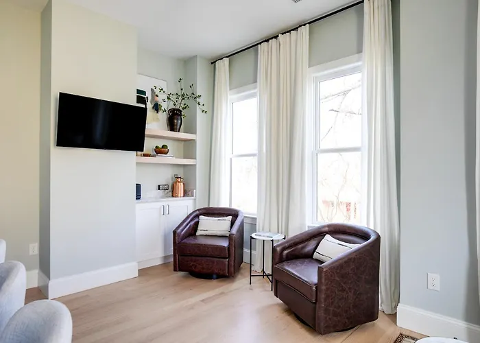 Vetro Guest House
