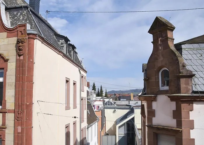 Ferienwohnungen Stadt Merzig Appartement Piatti Und Appartement Buecherliebe