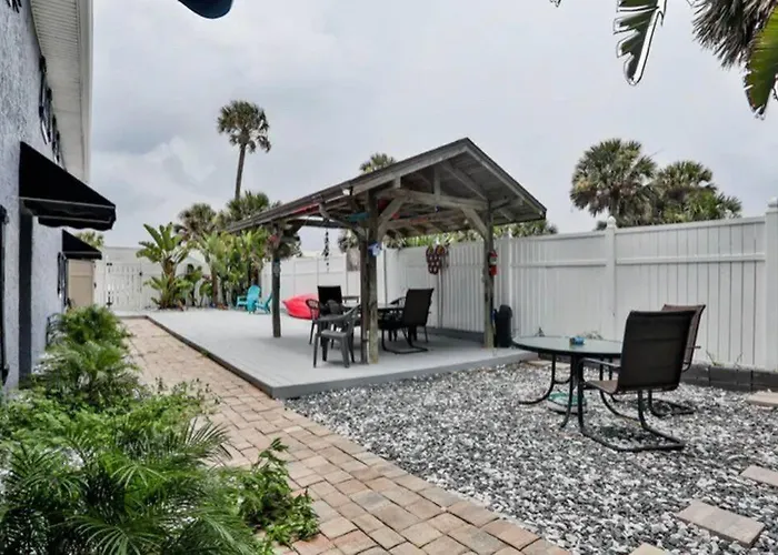 Summer Sands Lodge Unit 4 -2Br