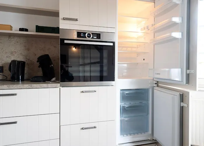 Modern Monteur Apartment Emmerich - 4 Bedrooms - 8 Single Beds