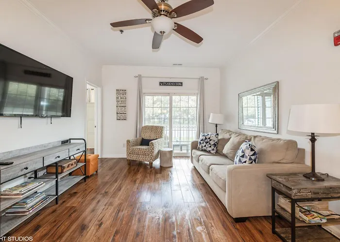 Comfy, Convenient Close To Rehoboth And Lewes!