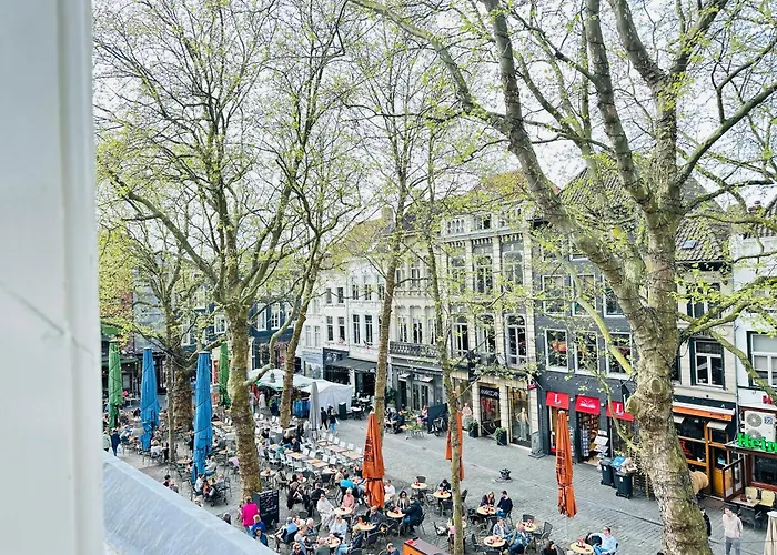 Gilly'S Gallery At Breda'S Grote Markt