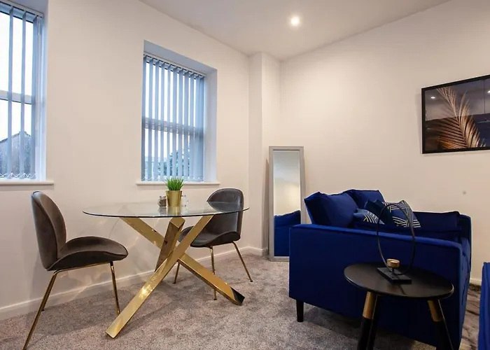 Lovely Open Plan 1 Bedroom Apartment In Bolton