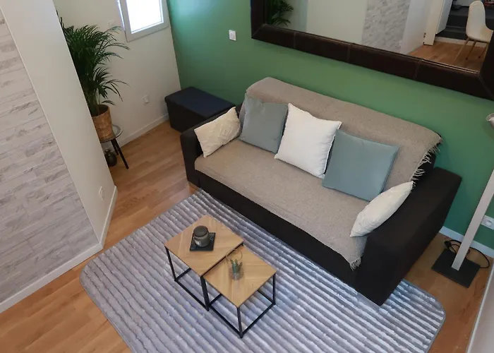 Duplex Cosy A 7 Minutes A Pied Du Rer Nanterre Ville