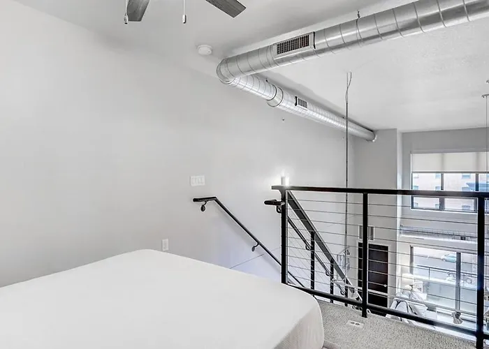 Landing Modern Apartment With Amazing Amenities