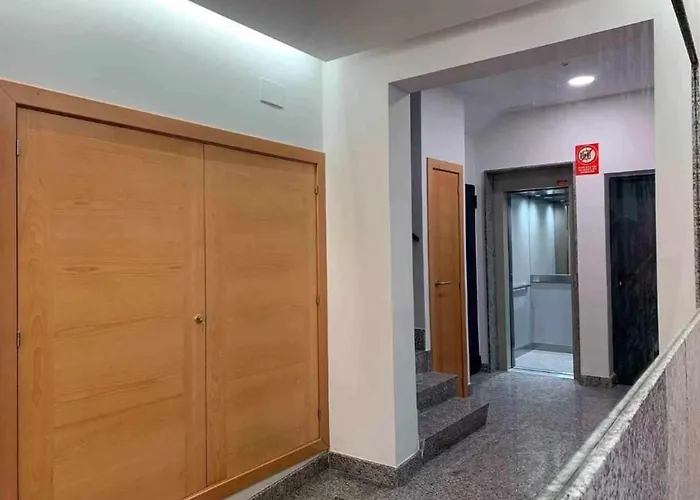 Ramon Y Cajal Suites De Luxe