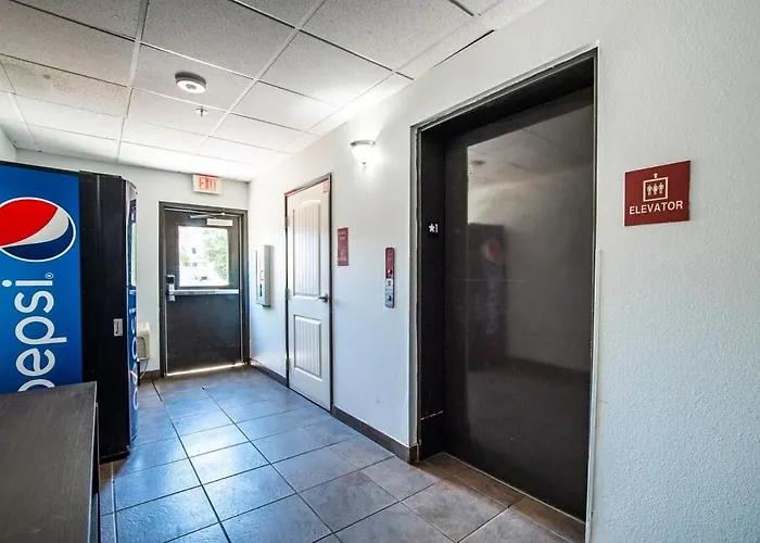 Sierra Vista Studio Apartment With Full Kitchen