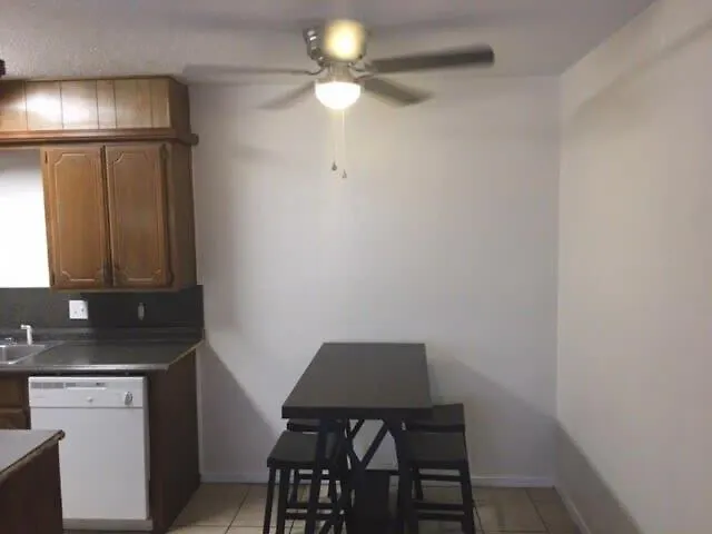 One Bedroom Close To Fort Sill!