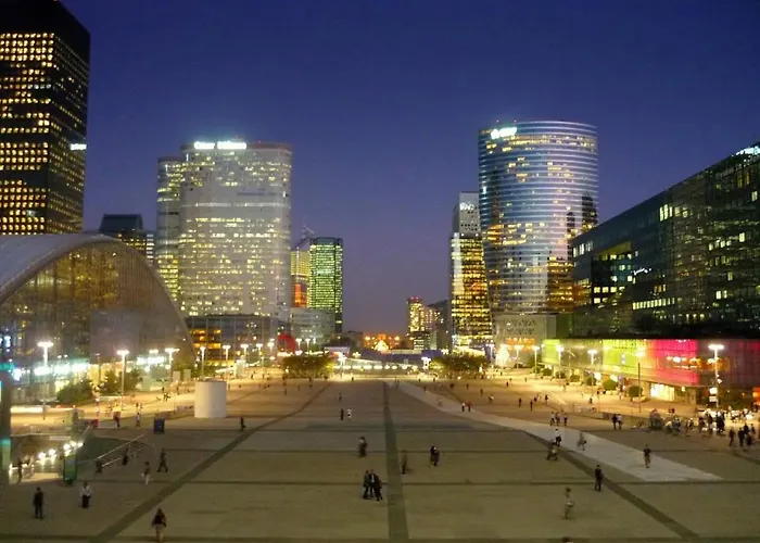A 10 Min De La Defense Et A 20 Min De Paris