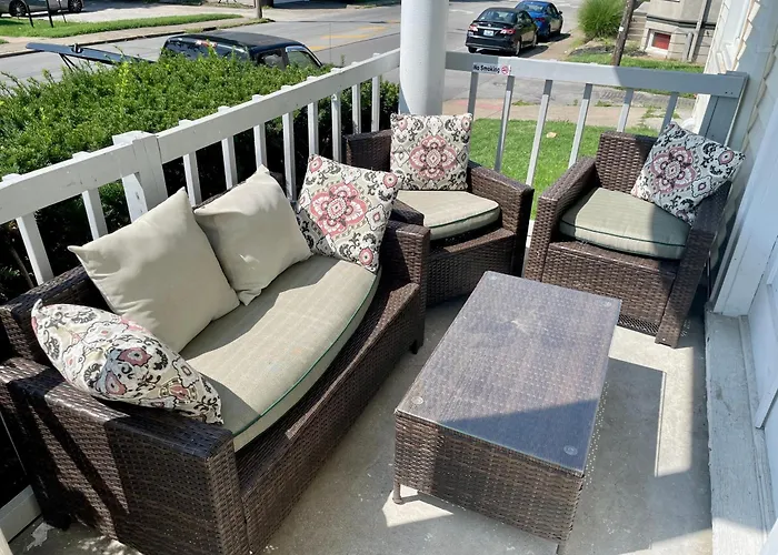 Brand New! Walk To All + 12 Mins To Derby!