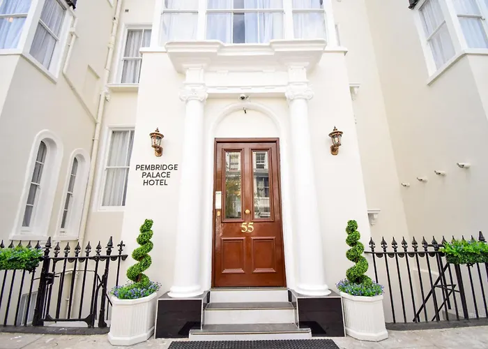 Hotel que admite mascotas: Pembridge Palace Hotel