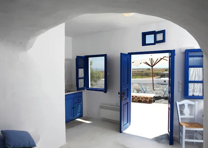Hotels with tennis Aghios Artemios Traditional Houses
