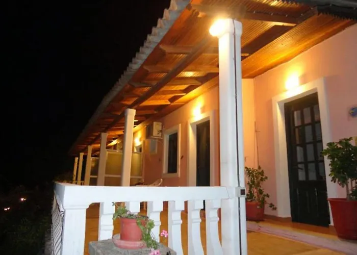 Anthimos Rooms