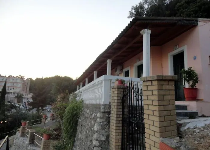Anthimos Rooms