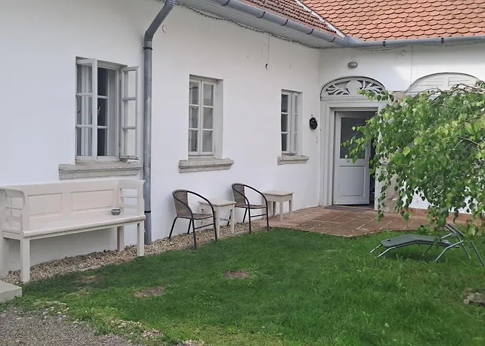 Plitzner Belvarosi Apartmanhaz