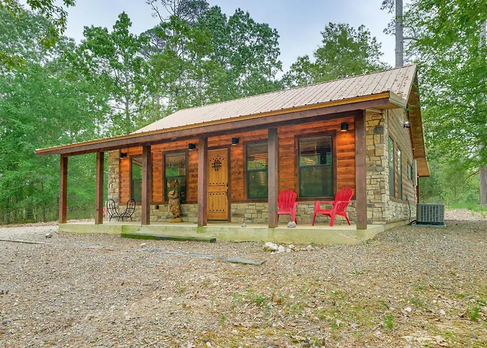 Broken Bow Cabin: Hot Tub, Fire Pit & 7 Mi To Lake