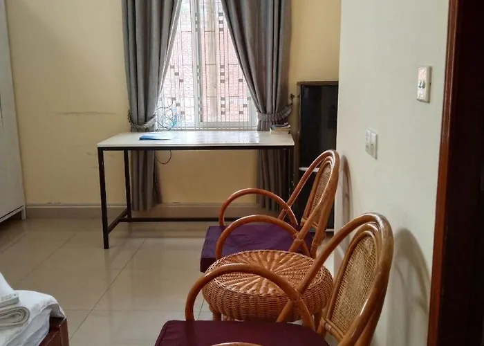 Room 12 - Studio In A Villa 5Mn Walk From The Royal Palace With Swimming Pool