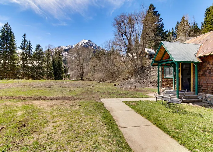 Downtown Ouray Apt W/ River & Mountain Views!