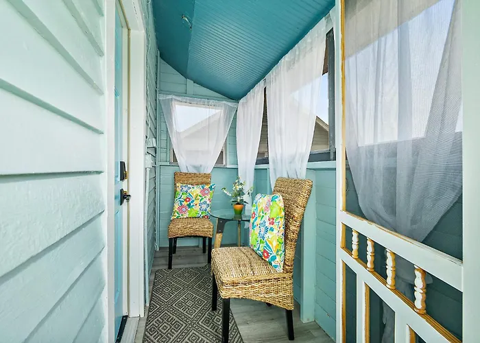 Casa Maria 3- Historic Charming Apt, Steps To Everything Downtown!