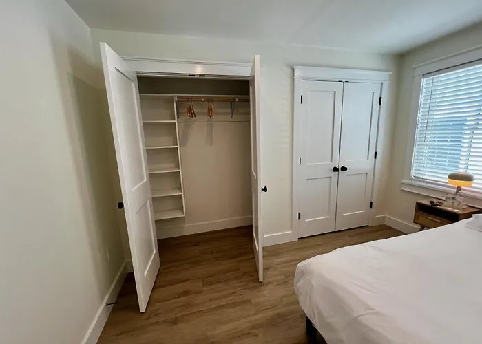 Montgomery Modern Luxury Stays