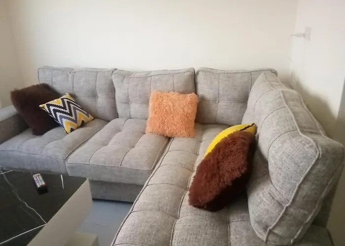 Luxore Rozina Airport View Apartment, Syokimau Nairobi