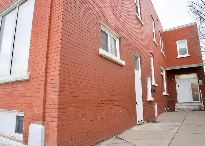 Affordable Double Bed Parking Downtown A Plus Wifi