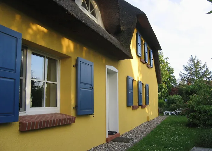 Ferienwohnungen Reetwinkel In Wieck