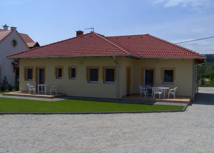 Petra Apartmanhaz