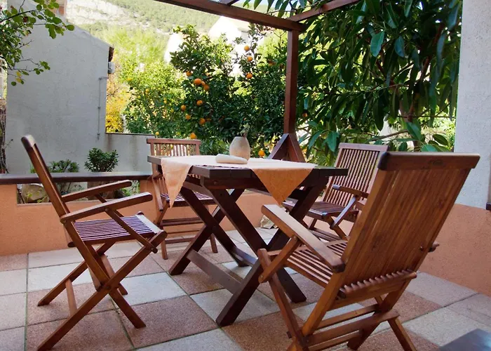 Apartments Dubra
