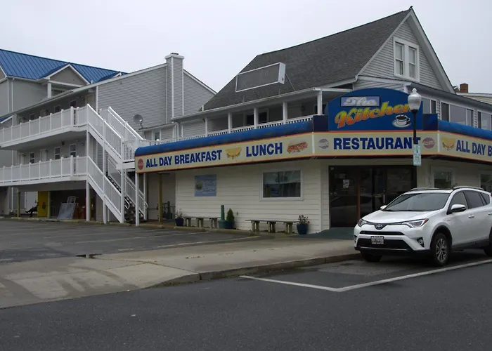 Atlantic Breeze & Apartments