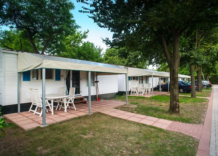  Villa Al Mare Camping - 4 Stelle